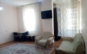 Продажа 1-комнатной квартиры, 34 м, Жургенова, дом 34