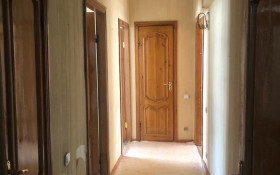 Продажа 2-комнатной квартиры, 53 м, Ходжанова
