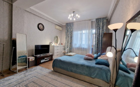 Продажа 4-комнатной квартиры, 160 м, Кожамкулова