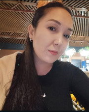 Нурай Шымырбаева - Отбасы Home