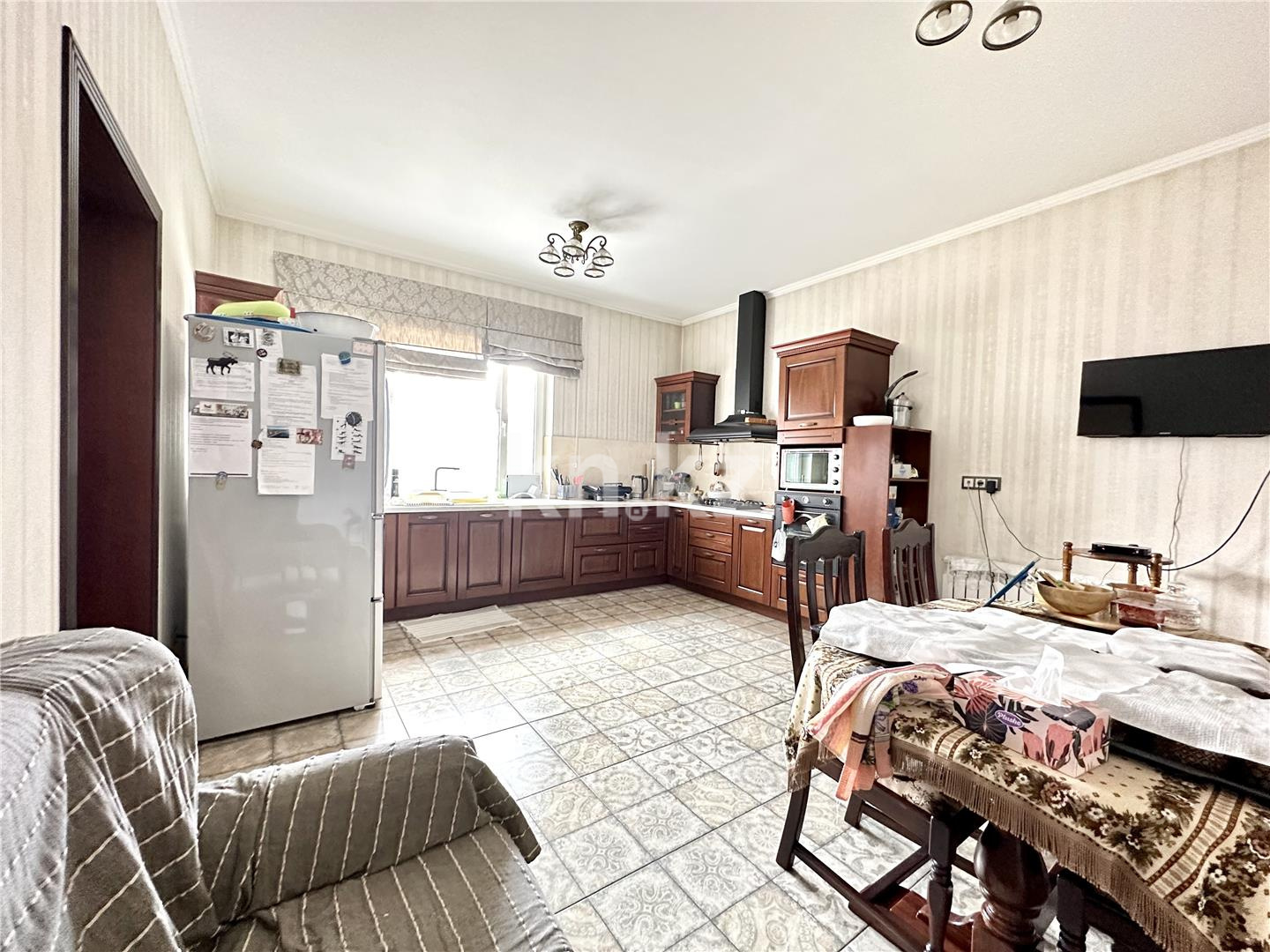 Продажа 6-комнатного дома, 400.7 м², ул. Жанибекова в Караганде - фото 39