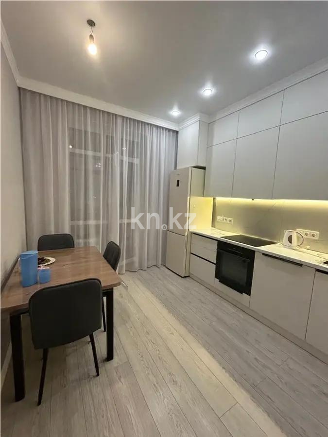 Продажа 2-комнатной квартиры, 60 м², ул. Омарова, дом  19 в Астане - фото 4