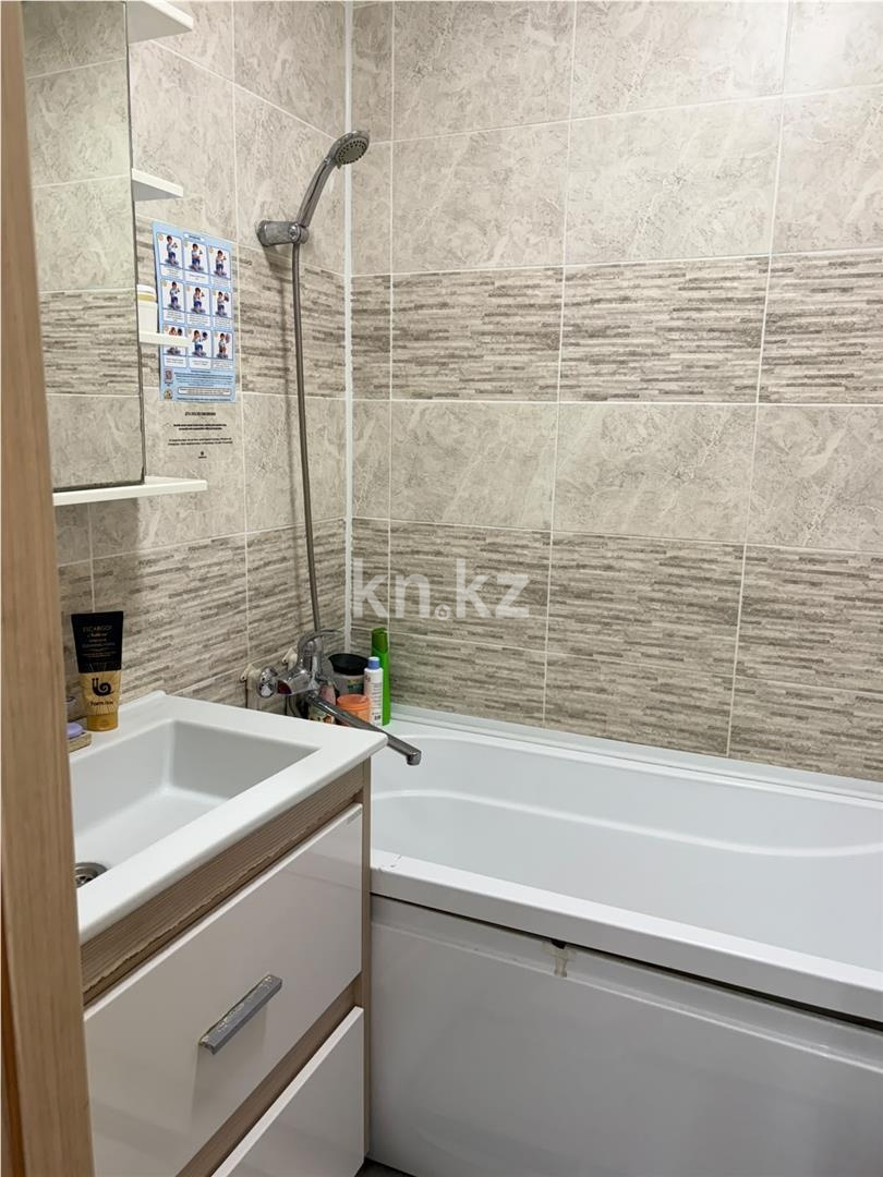 Продажа 4-комнатной квартиры, 75 м² в Караганде - фото 9