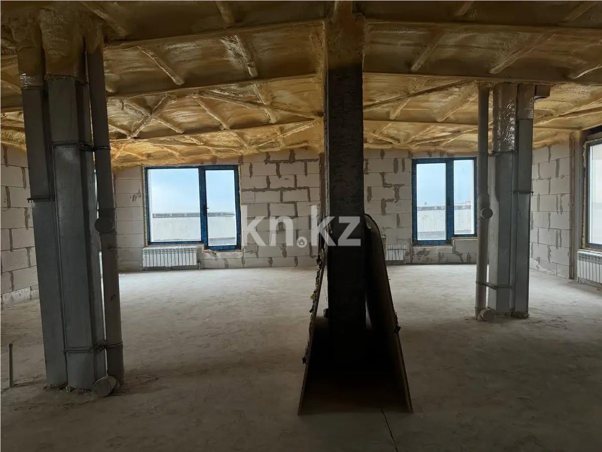 Продажа 4-комнатной квартиры, 142.6 м² в Алматы - фото 2