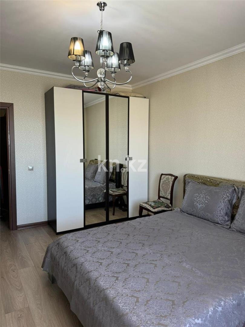 Продажа 3-комнатной квартиры, 90 м², пр. Шахтеров, дом  60 в Караганде - фото 15