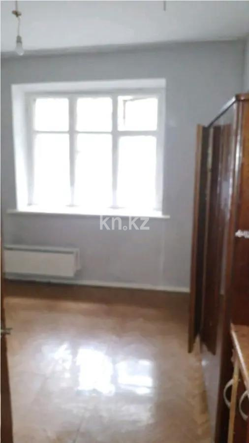 Продажа 2-комнатной квартиры, 52 м², ул. Серикова, дом  45 в Алматы - фото 2