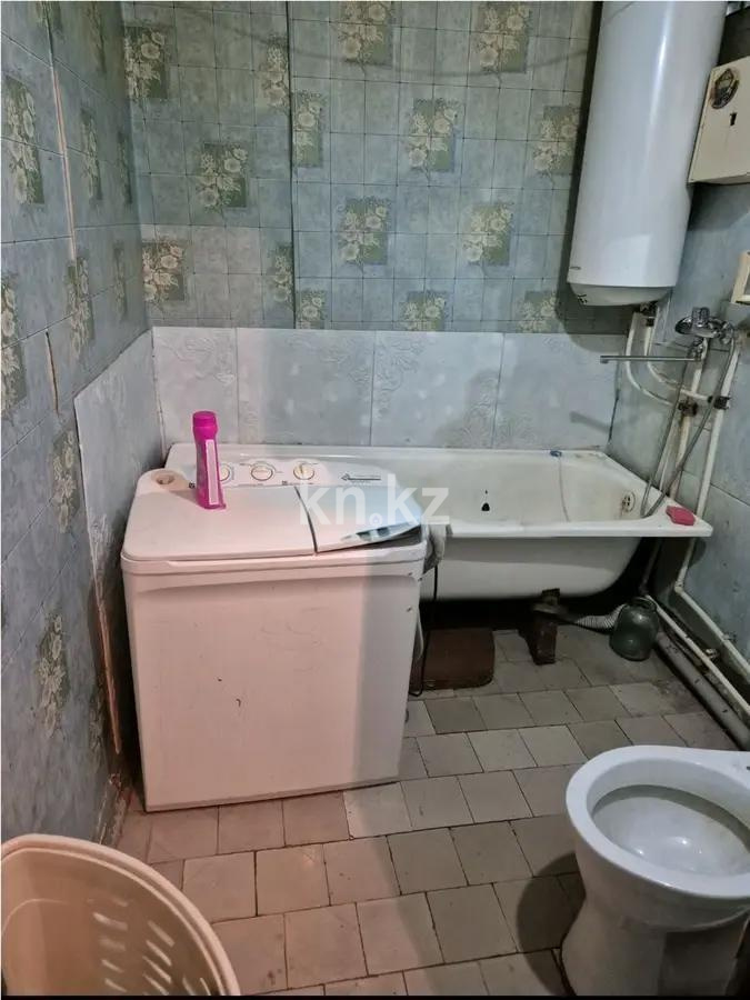 Продажа 1-комнатной квартиры, 30 м², пр. Бухар-жырау, дом  94 в Караганде - фото 3