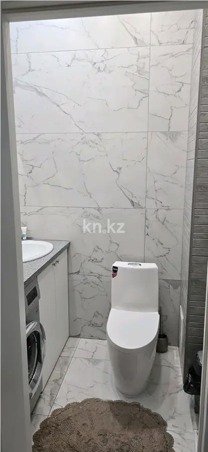 Продажа 4-комнатной квартиры, 134 м², ул. Валиханова, дом  12 в Астане - фото 10