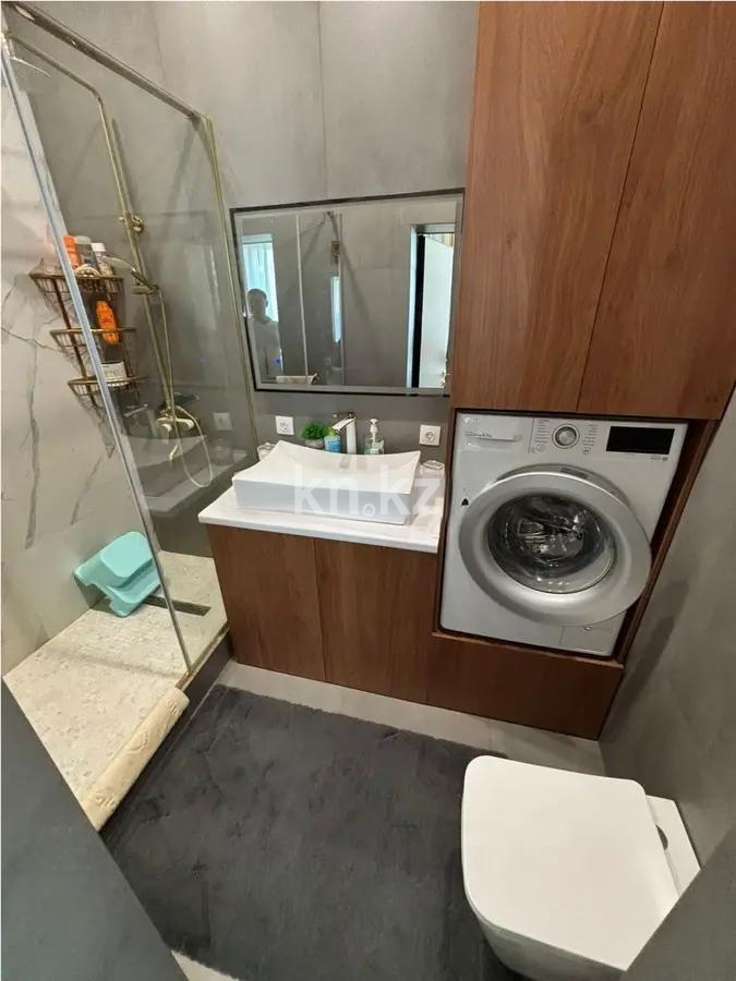 Продажа 4-комнатной квартиры, 133 м², пр. Серкебаева, дом  146/1 в Алматы - фото 6