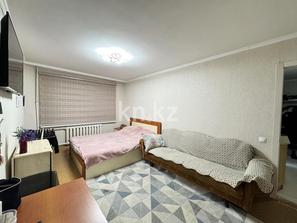Продажа 2-комнатной квартиры, 42 м², мкр-н 12 в Караганде