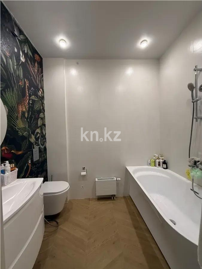 Продажа 4-комнатной квартиры, 127 м², ул. Наркескен, дом  1/1 в Астане - фото 5