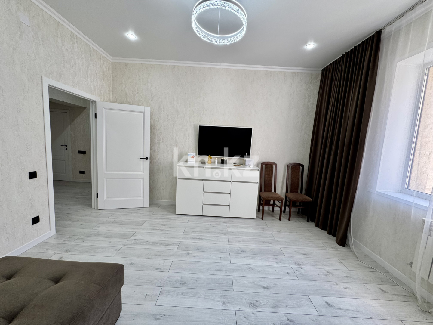 Продажа 2-комнатной квартиры, 65 м², ул. Муканова, дом  51/8 в Караганде - фото 5