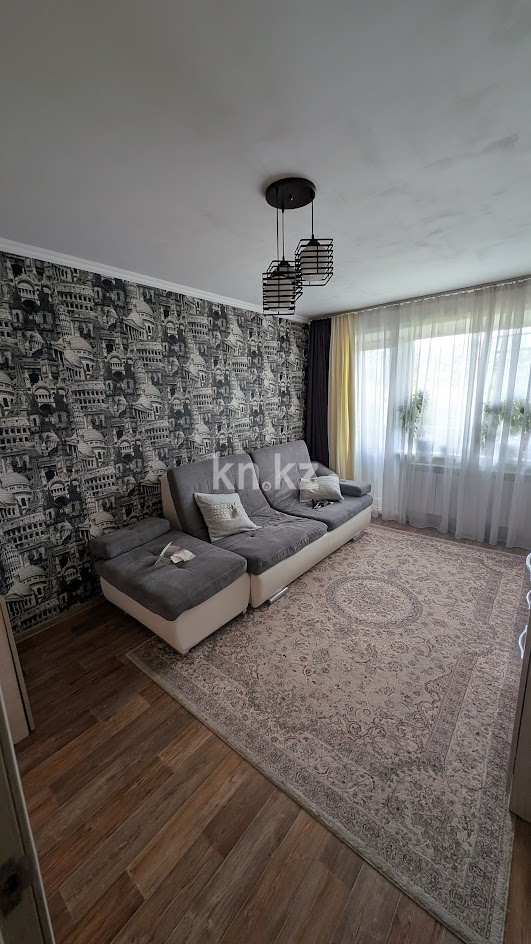 Продажа 2-комнатной квартиры, 48 м², мкр-н 23, дом  15 в Караганде - фото 3