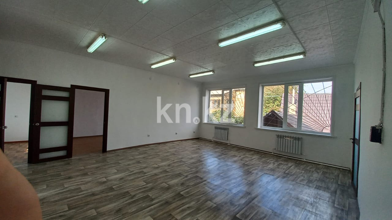 Аренда , ул. Кирпичная, дом  11 в Караганде - фото 2