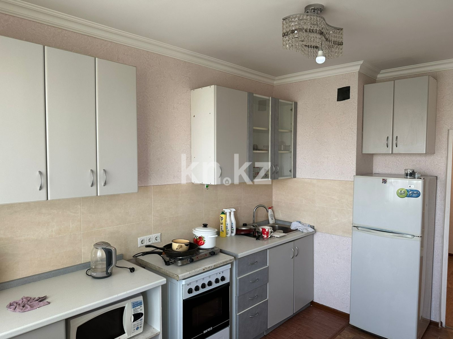 Аренда 1-комнатной квартиры, 60 м² в Астане