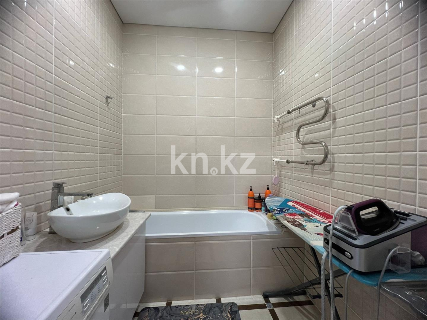 Продажа 2-комнатной квартиры, 53 м², пр. Шахтеров, дом  52б в Караганде - фото 10