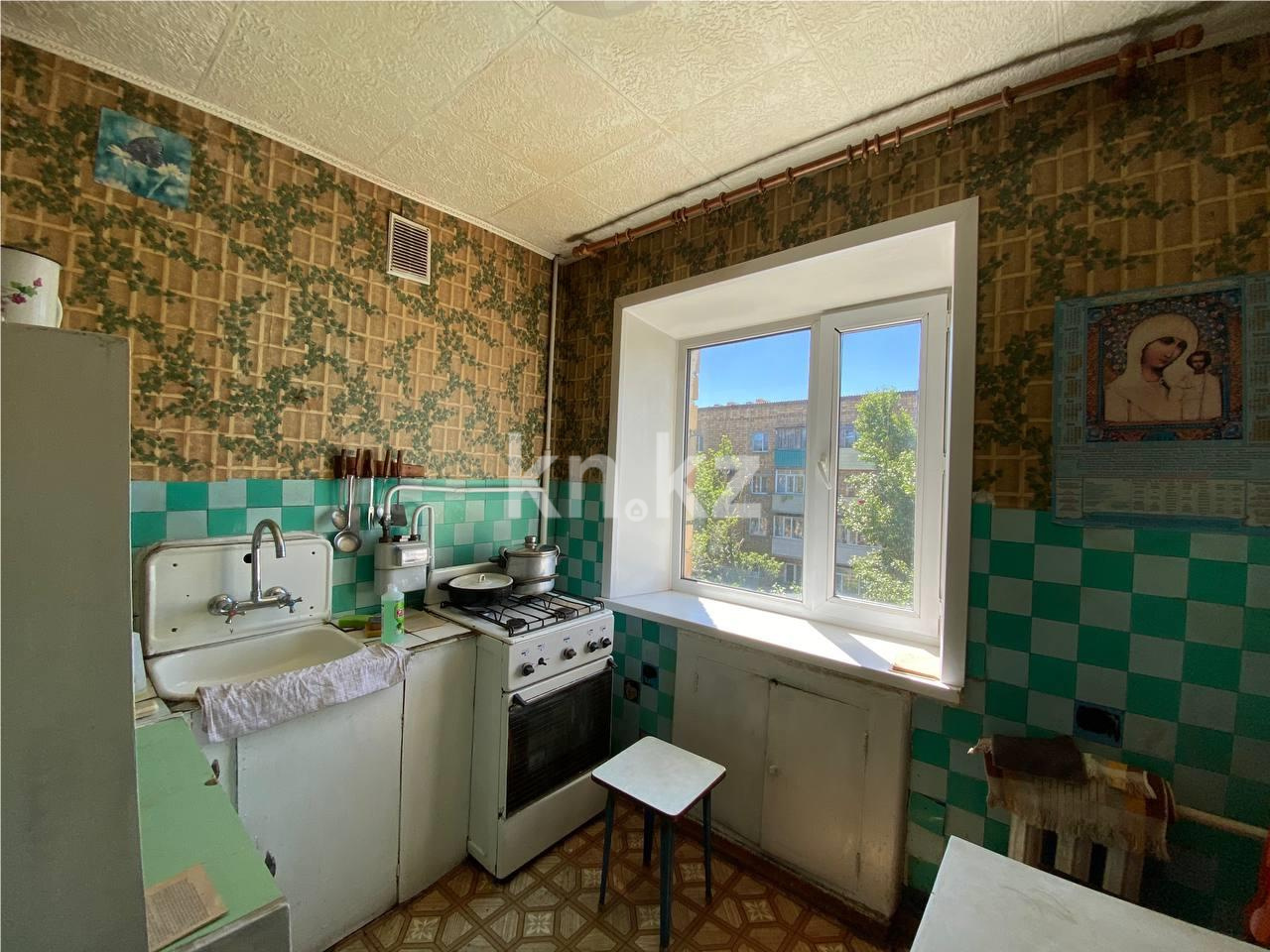 Продажа 4-комнатной квартиры, 60 м², мкр-н 21, дом  10 в Караганде - фото 7