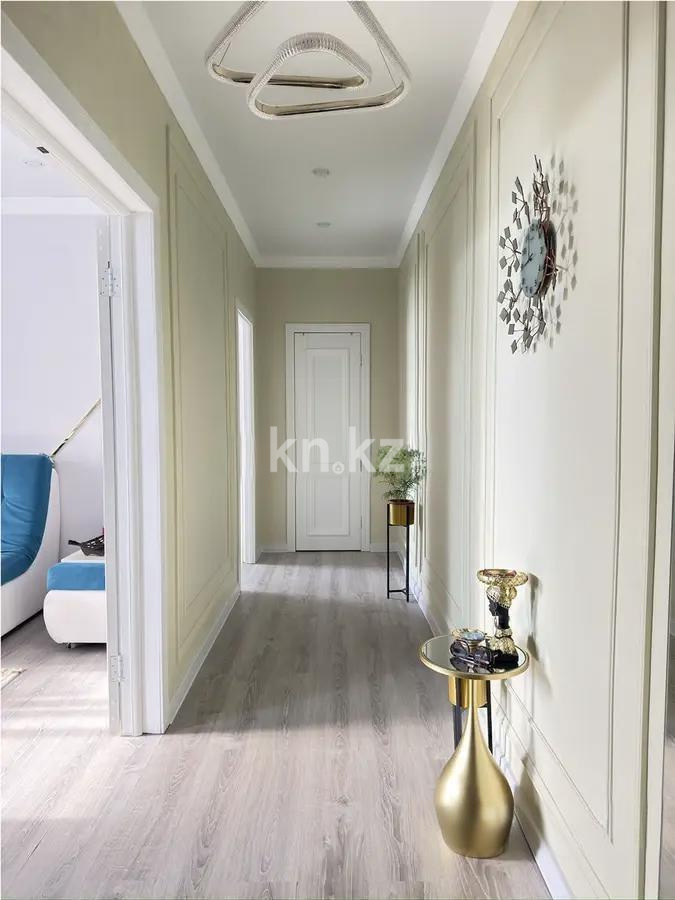 Продажа 2-комнатной квартиры, 62 м², ул. Муканова, дом  86 в Караганде - фото 5