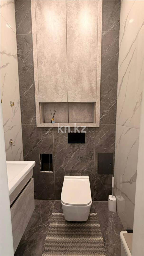 Продажа 3-комнатной квартиры, 92 м² в Караганде - фото 11