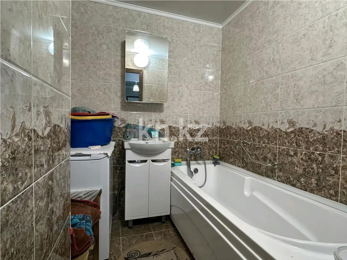 Продажа 2-комнатной квартиры, 52 м², ул. Розыбакиева, дом  248 в Алматы - фото 4