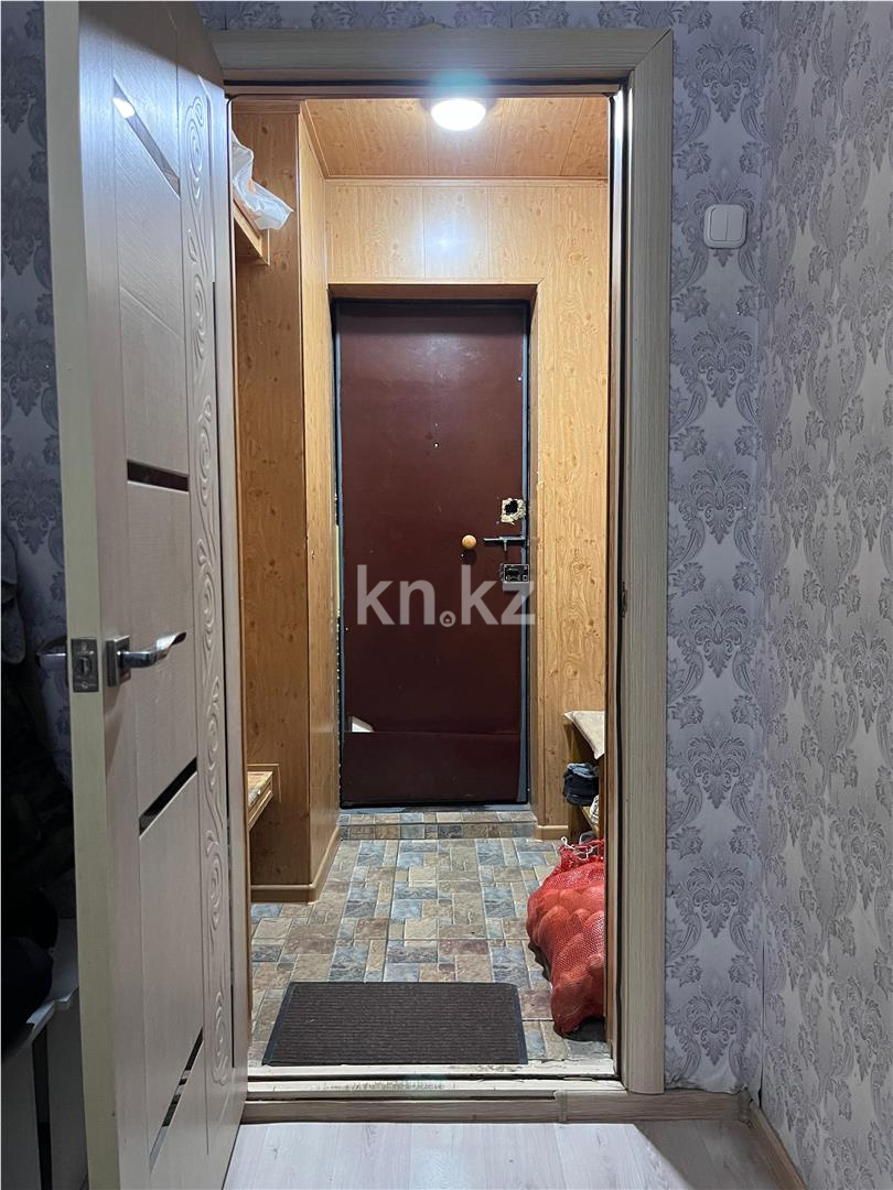 Продажа 3-комнатной квартиры, 65 м², 19-й мкр., дом  75 в Караганде - фото 11