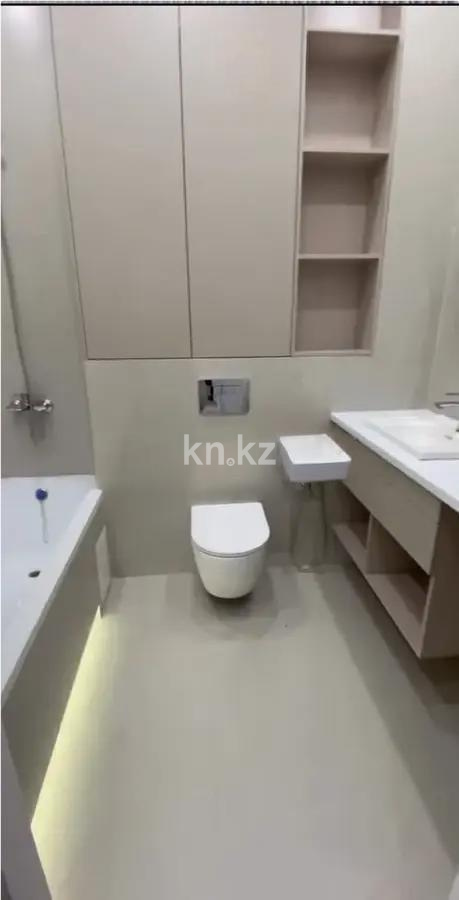 Продажа 3-комнатной квартиры, 65 м², ул. Е-15, дом  16 в Астане - фото 3