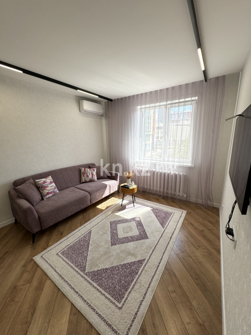 Аренда 2-комнатной квартиры посуточно, 80 м², ул. Керей, Жанибек хандар, дом  12/1 в Астане - фото 2