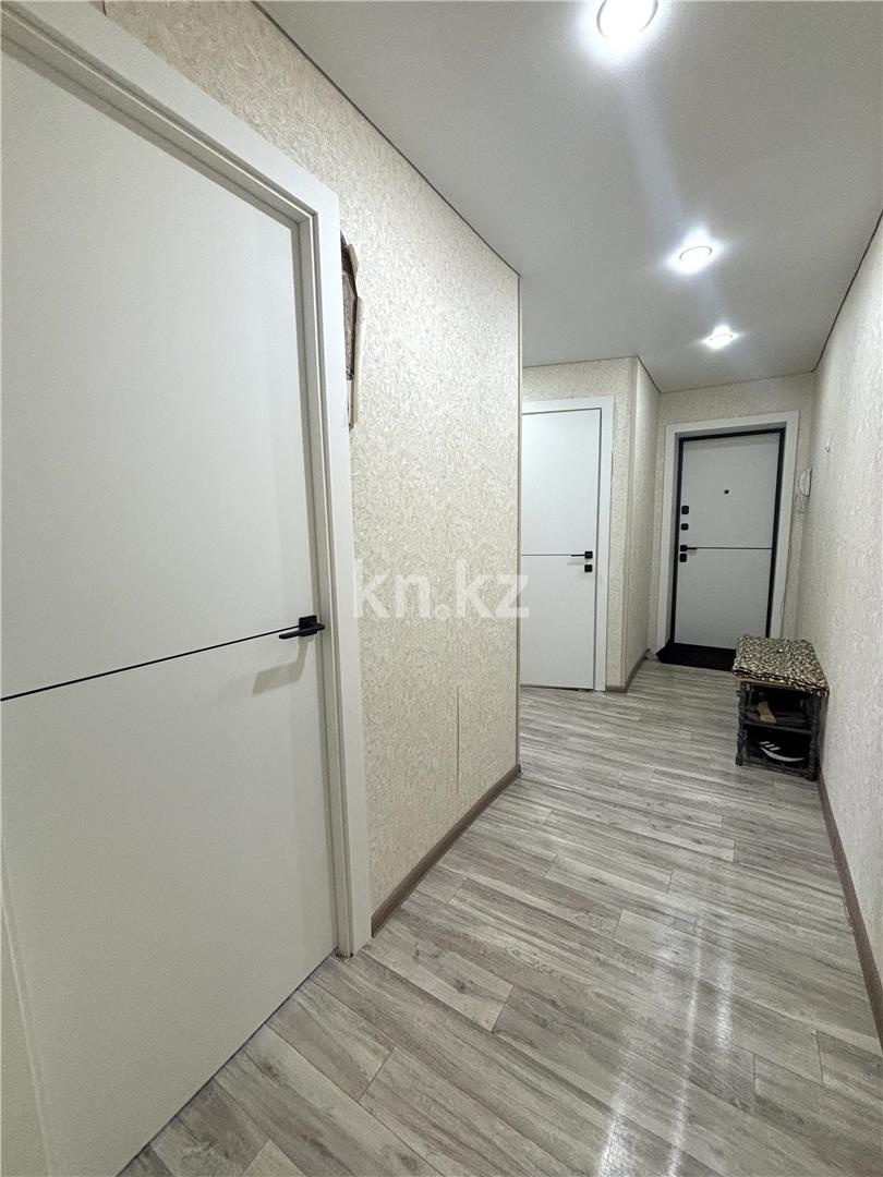Продажа 3-комнатной квартиры, 60 м², ул. Крылова в Караганде - фото 7