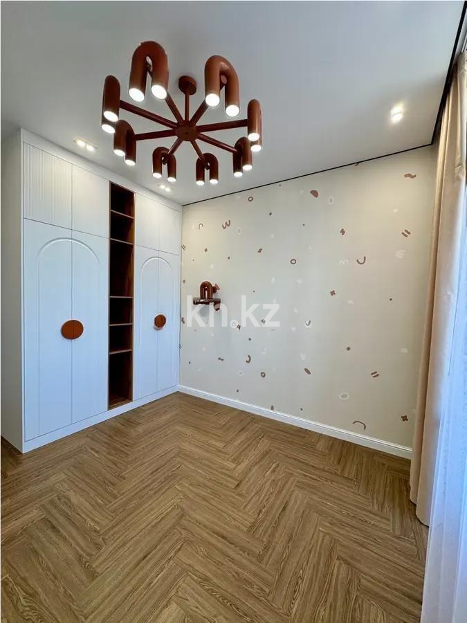 Продажа 3-комнатной квартиры, 67 м², ул. Онгарсыновой, дом  6/2 в Астане - фото 2