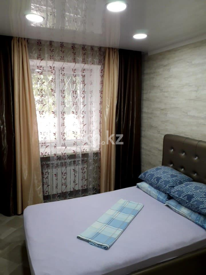 Аренда 3-комнатной квартиры посуточно, 78 м², ул. Набережная Славского, дом  48 в Усть-Каменогорске - фото 3