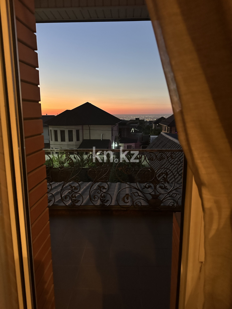 Продажа 8-комнатного дома, 367.3 м², ул. 22-я в Алматы - фото 31