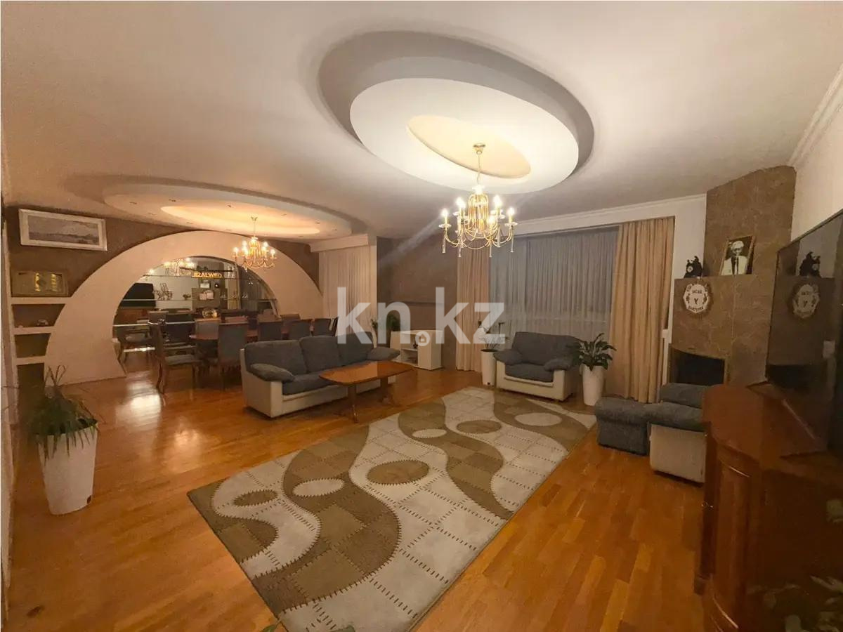 Продажа 4-комнатной квартиры, 193.7 м², ул. Зенкова, дом  33 в Алматы - фото 2