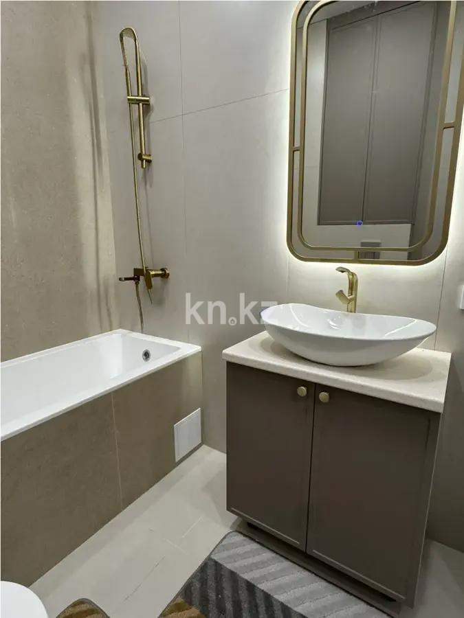 Продажа 2-комнатной квартиры, 40.5 м², ул. Толе би, дом  27 в Астане - фото 3