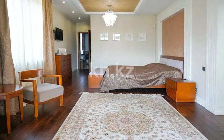 Аренда 8-комнатного дома, 540 м² в Алматы - фото 17