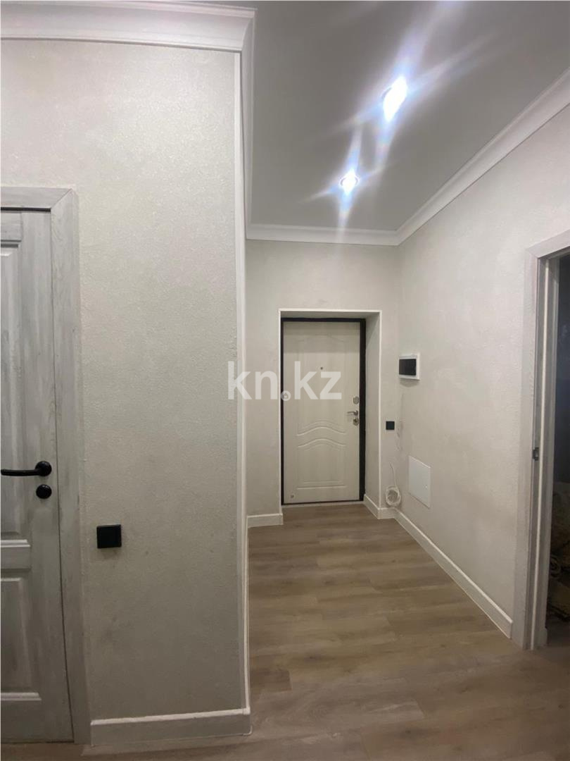 Продажа 3-комнатной квартиры, 61 м², ул. Калдаякова в Астане - фото 12