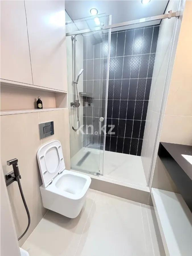 Продажа 3-комнатной квартиры, 82.5 м² в Алматы - фото 4