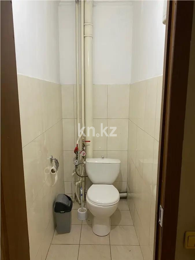 Продажа 3-комнатной квартиры, 73 м², мкр-н Аксай-1а, дом  31 в Алматы - фото 4