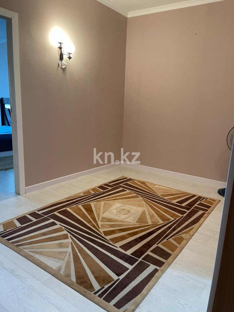 Аренда 3-комнатной квартиры посуточно, 92 м², 15-микрорайон, дом  18- дом в Актау - фото 4