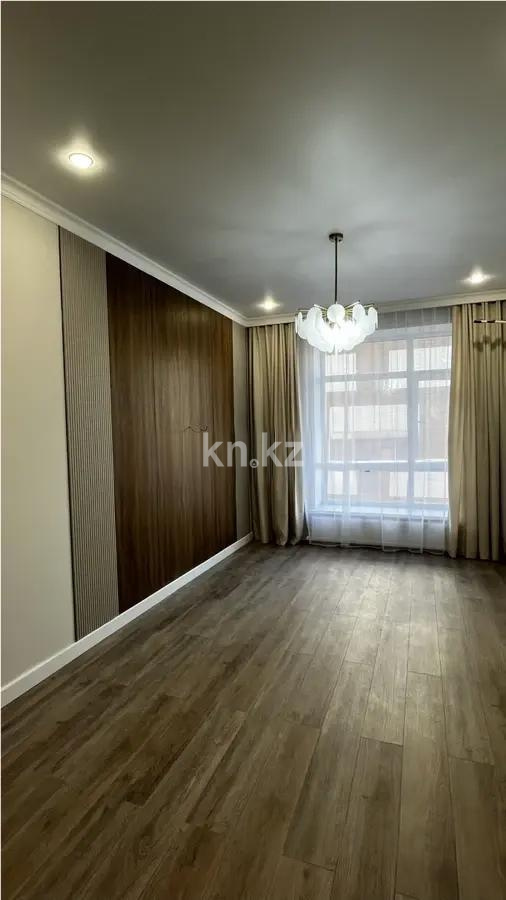 Продажа 3-комнатной квартиры, 67.8 м², ул. Е-15, дом  13 в Астане