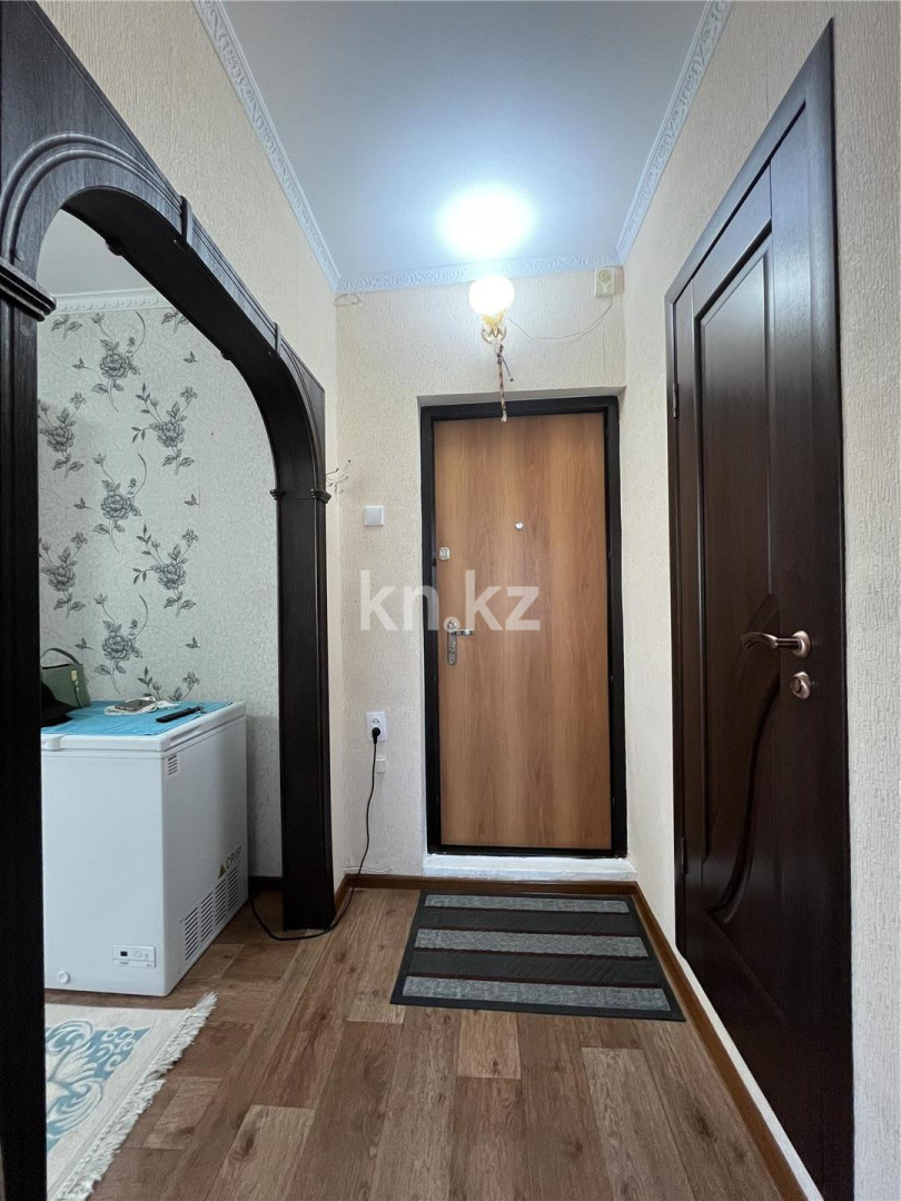 Продажа 1-комнатной квартиры, 36 м², мкр-н Голубые Пруды, дом  15 в Караганде - фото 17