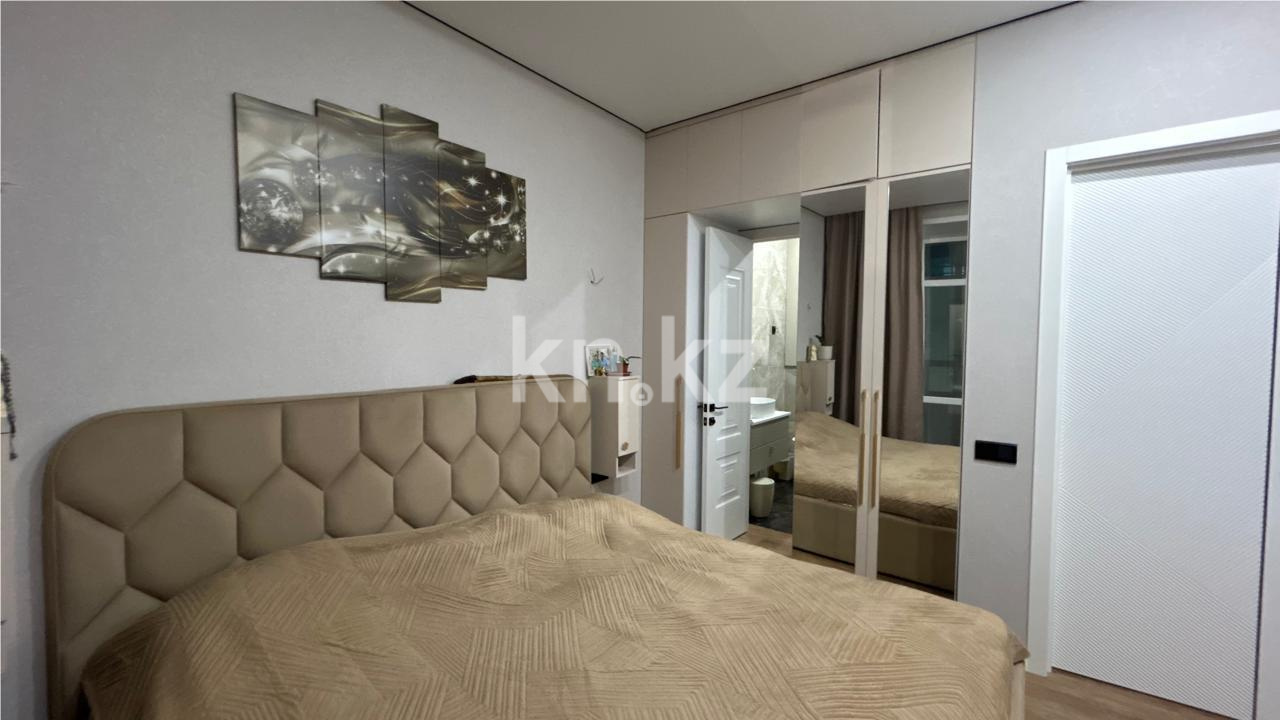 Продажа 3-комнатной квартиры, 87 м², ул. Букетова в Караганде - фото 4