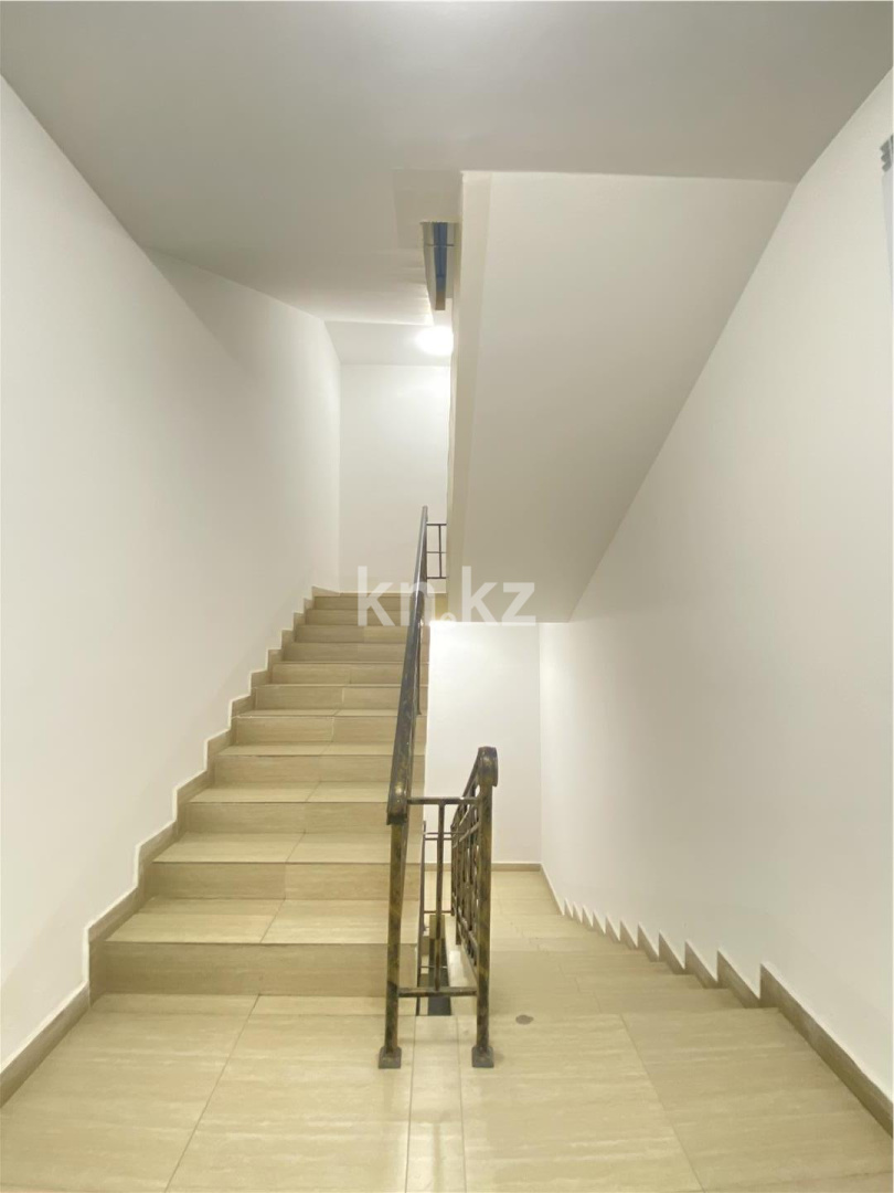 Продажа 5-комнатной квартиры, 185.9 м² в Астане - фото 21