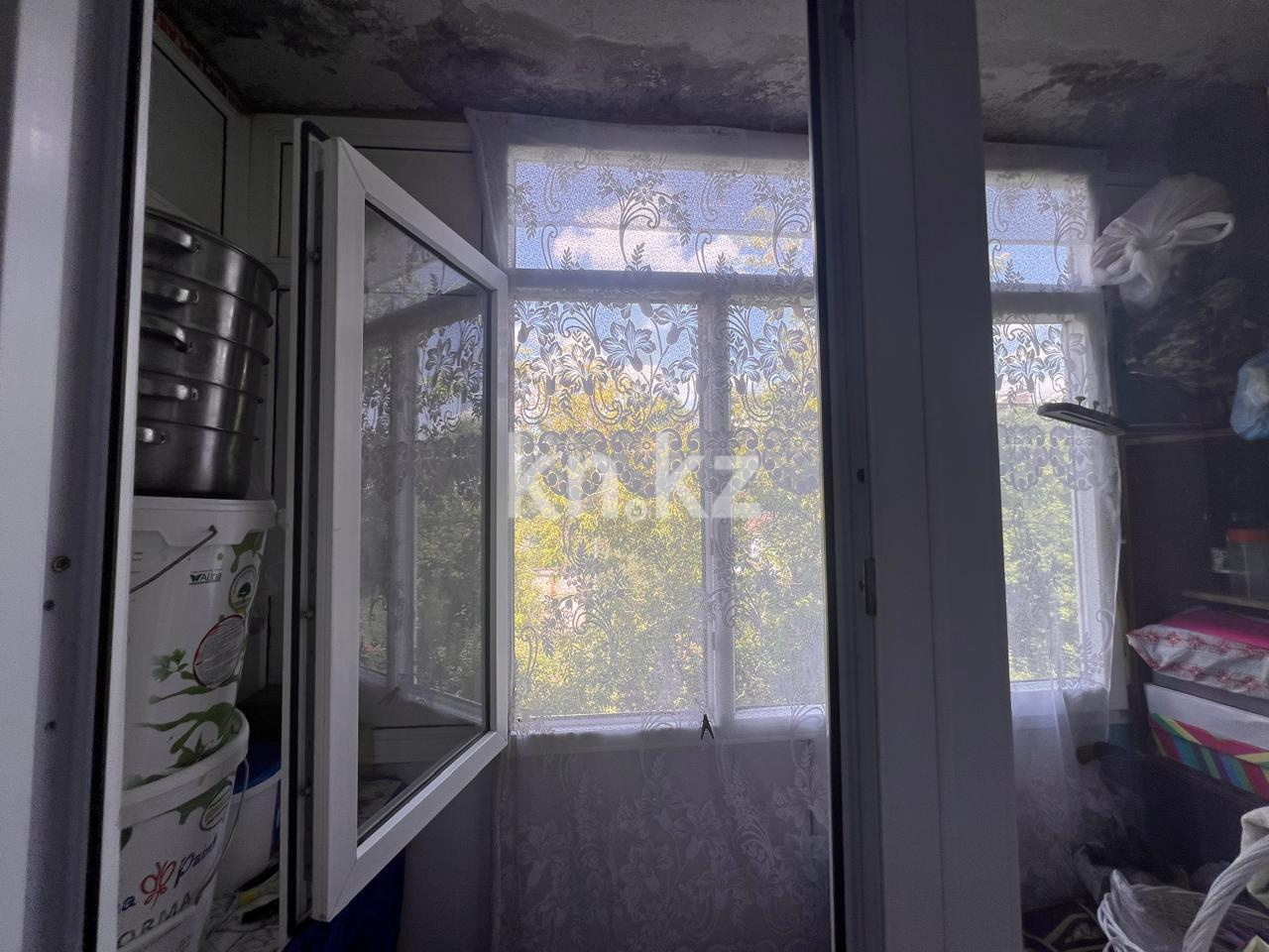 Продажа 3-комнатной квартиры, 47 м², мкр. Восток-2, дом  13 в Караганде - фото 8