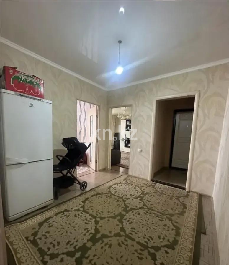 Продажа 4-комнатной квартиры, 80 м², мкр-н Голубые Пруды, дом  18 в Караганде - фото 4