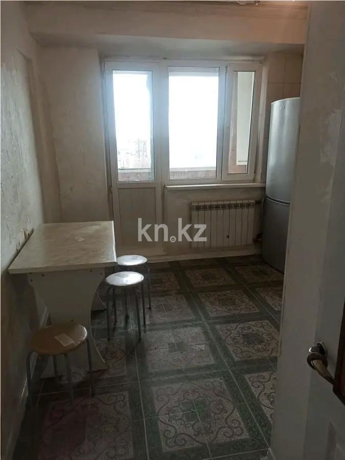 Продажа 3-комнатной квартиры, 95 м², мкр-н Аксай-3б, дом  32 в Алматы - фото 2
