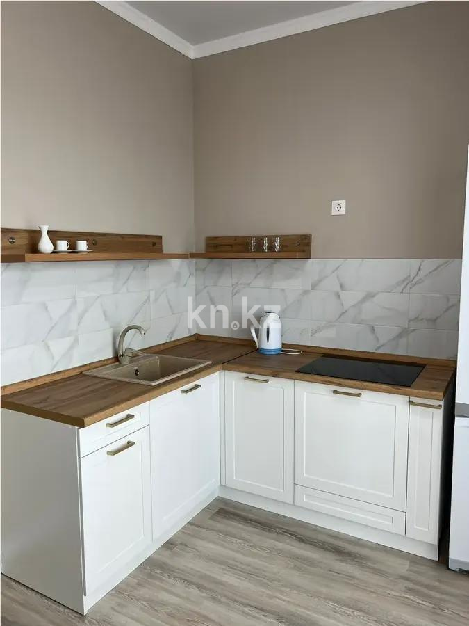 Продажа 1-комнатной квартиры, 42 м², пр. Туран, дом  55/4 в Астане