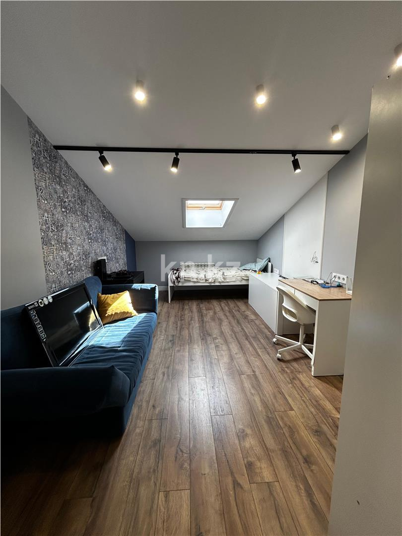 Продажа 5-комнатной квартиры, 128 м², мкр. Степной-4, дом  15/2 в Караганде - фото 17