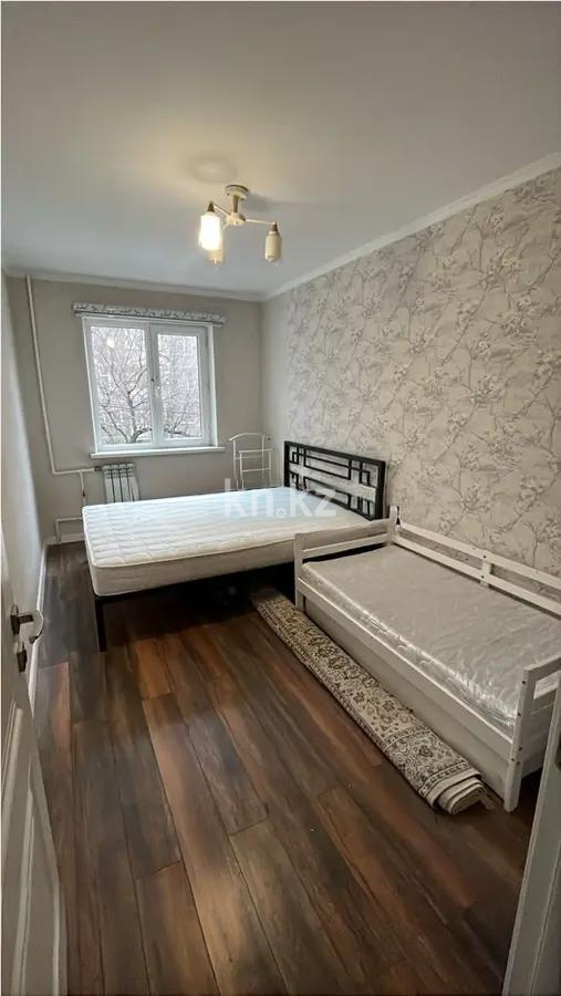 Продажа 3-комнатной квартиры, 58 м², 3 мкр., дом  23 в Алматы - фото 2