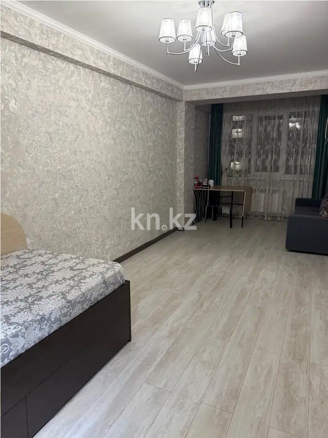 Продажа 3-комнатной квартиры, 91.6 м², ул. Есенова, дом  160/3 в Алматы - фото 3