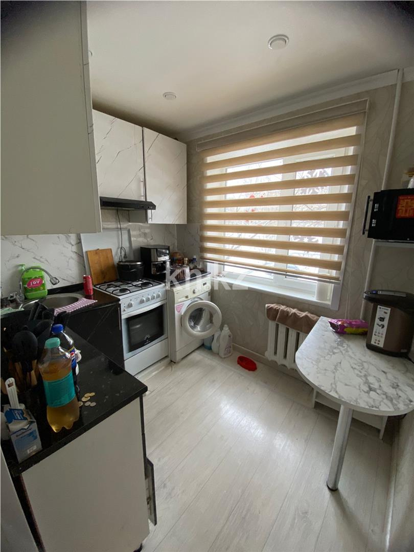 Продажа 3-комнатной квартиры, 62 м², 17-й мкр. в Караганде